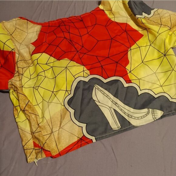 Shou Lai brand Halter Top - Size: Large (0396) - Picture 10 of 12